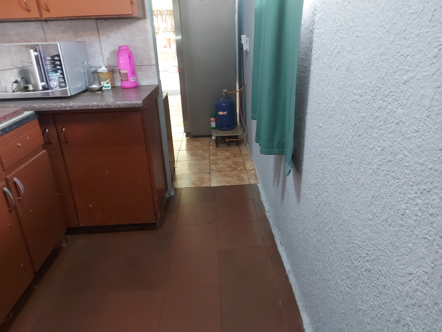 1 Bedroom Property for Sale in Rustenburg Central North West